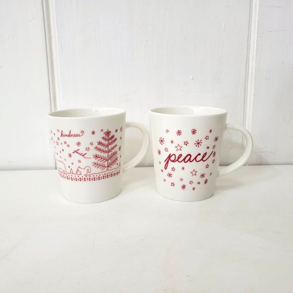 Royal Doulton Ellen Degeneres Christmas Mugs Set of Two - Picture 2 of 7
